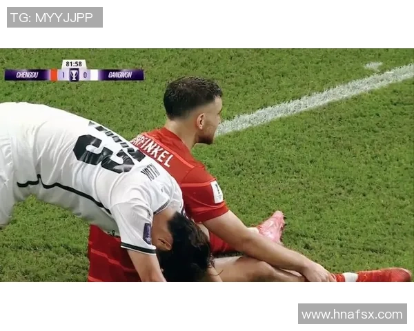 中超焦点战巴黎圣日耳曼与热刺激战成平局红牌事件引发全场热议