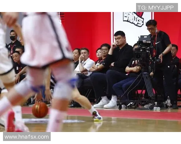 姚明怒斥波多黎各球队表现不佳引发热议与反思