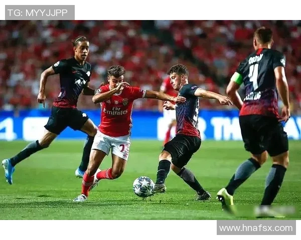 足总杯冷门大战那不勒斯与本菲卡激战成和数据分析引发球迷热议