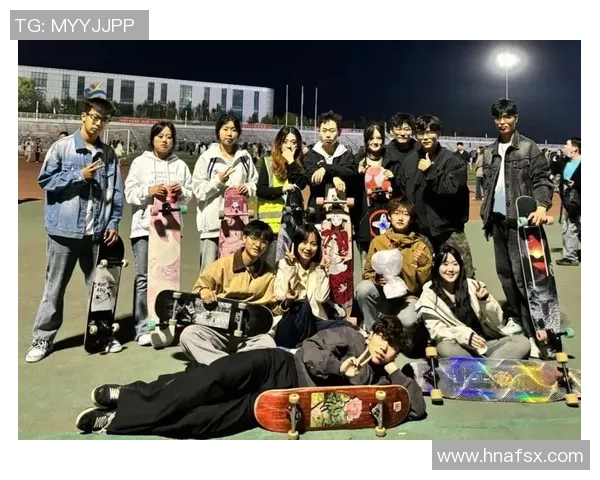 重庆滑板队团队协作引发热议探讨滑板运动中的合作与竞争关系 重庆滑板队团队协作引发热议探讨滑板运动中的合作与竞争关系