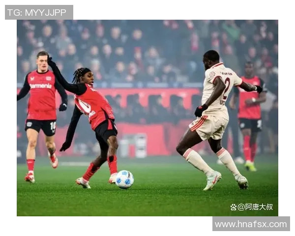 世界杯精彩对决巴黎圣日耳曼与拜仁战成平局绝杀瞬间引爆全场转会传闻再起