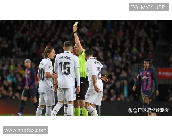 足总杯激战：皇马与AC米兰鏖战成平局红牌事件引发全场热议