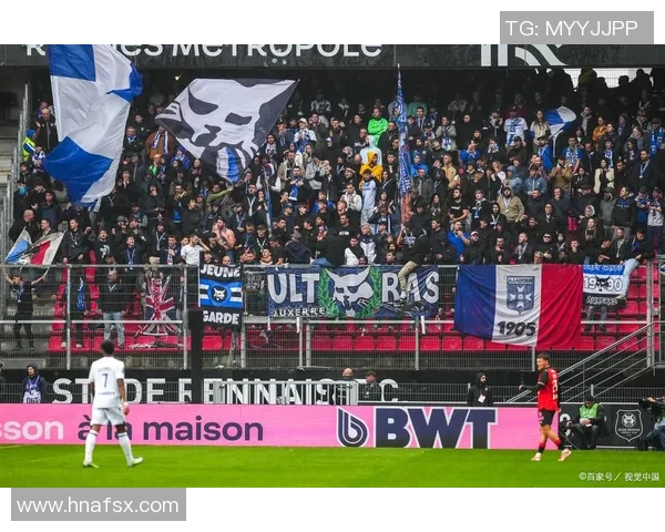 世界杯经典对决：那不勒斯险胜巴黎圣日耳曼全场神扑引发热议