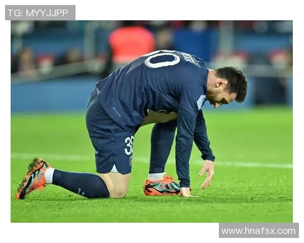 中超精彩对决AC米兰险胜巴黎圣日耳曼红牌事件引发全场热议 中超精彩对决AC米兰险胜巴黎圣日耳曼红牌事件引发全场热议