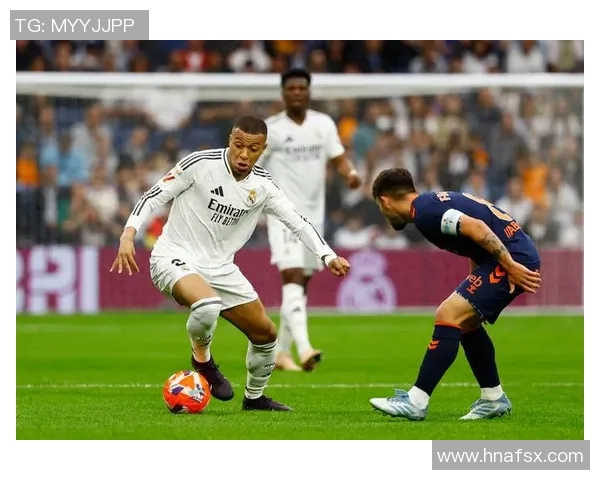 德甲激战：利物浦与皇马平局后点球大战引发全场狂欢解析