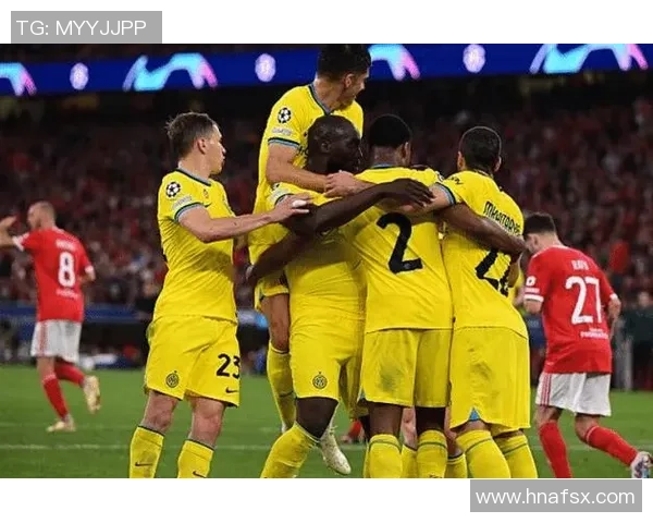 意甲激战曼城与巴黎圣日耳曼战平精彩瞬间引发全场热烈反响