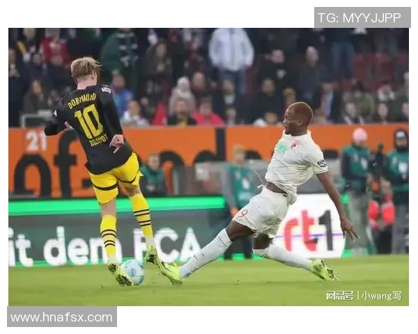 英超激战:多特蒙德与拜仁战成平局乌龙球成比赛转折点 英超激战:多特蒙德与拜仁战成平局乌龙球成比赛转折点